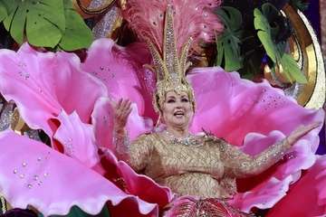 Gala de la Gran Dama del Carnaval capitalino 2022/Antonio Alí y Lpcarnaval.